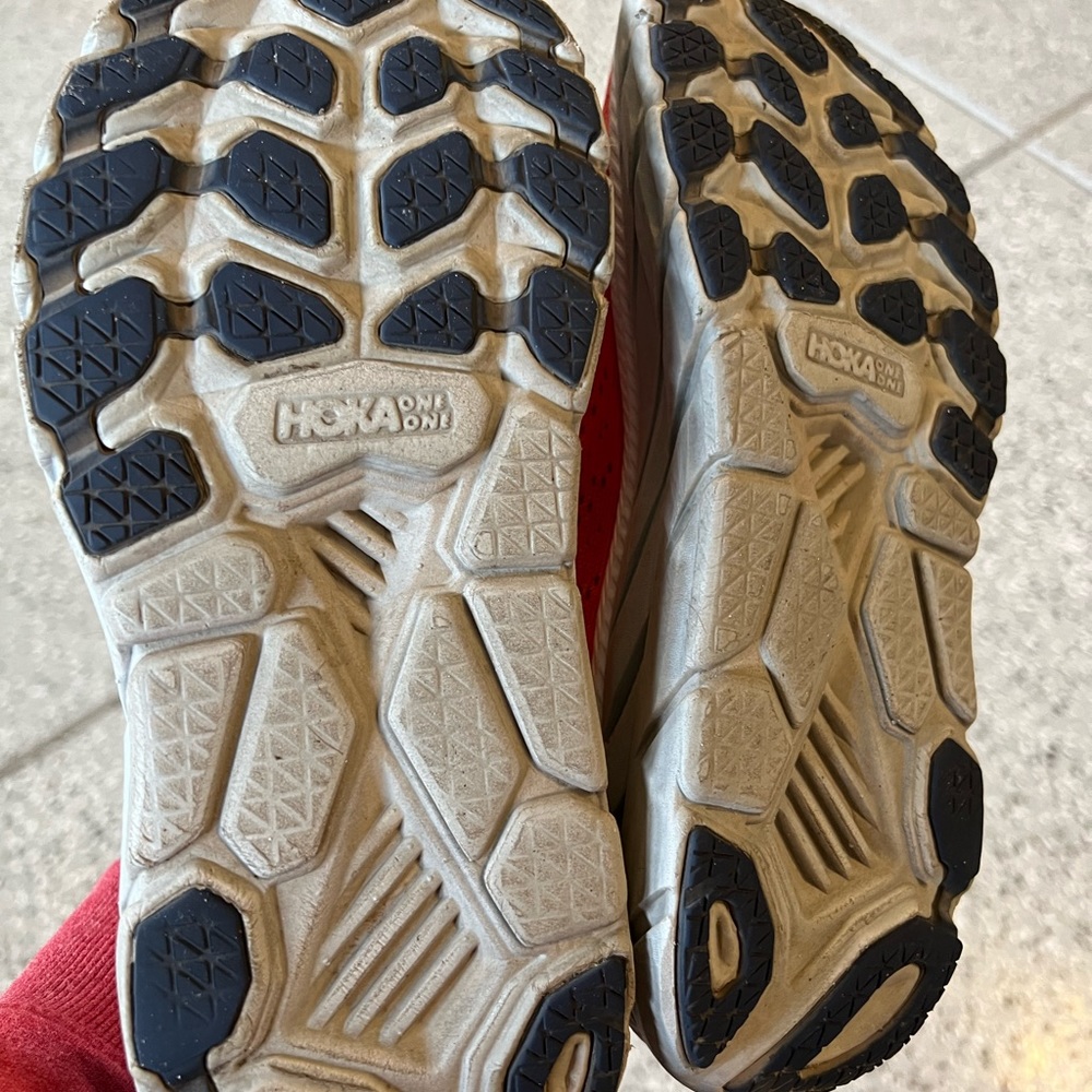 Hoka bondi one one. Super comfortable. - Picture 4 of 4
